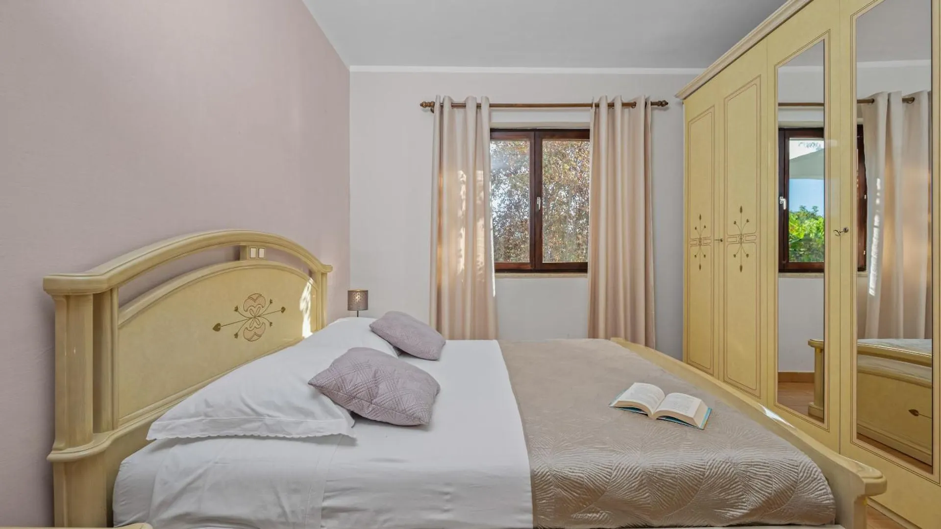 Attraktive Wohnung Mit Privatem Pool Labin  Labin (Istria)