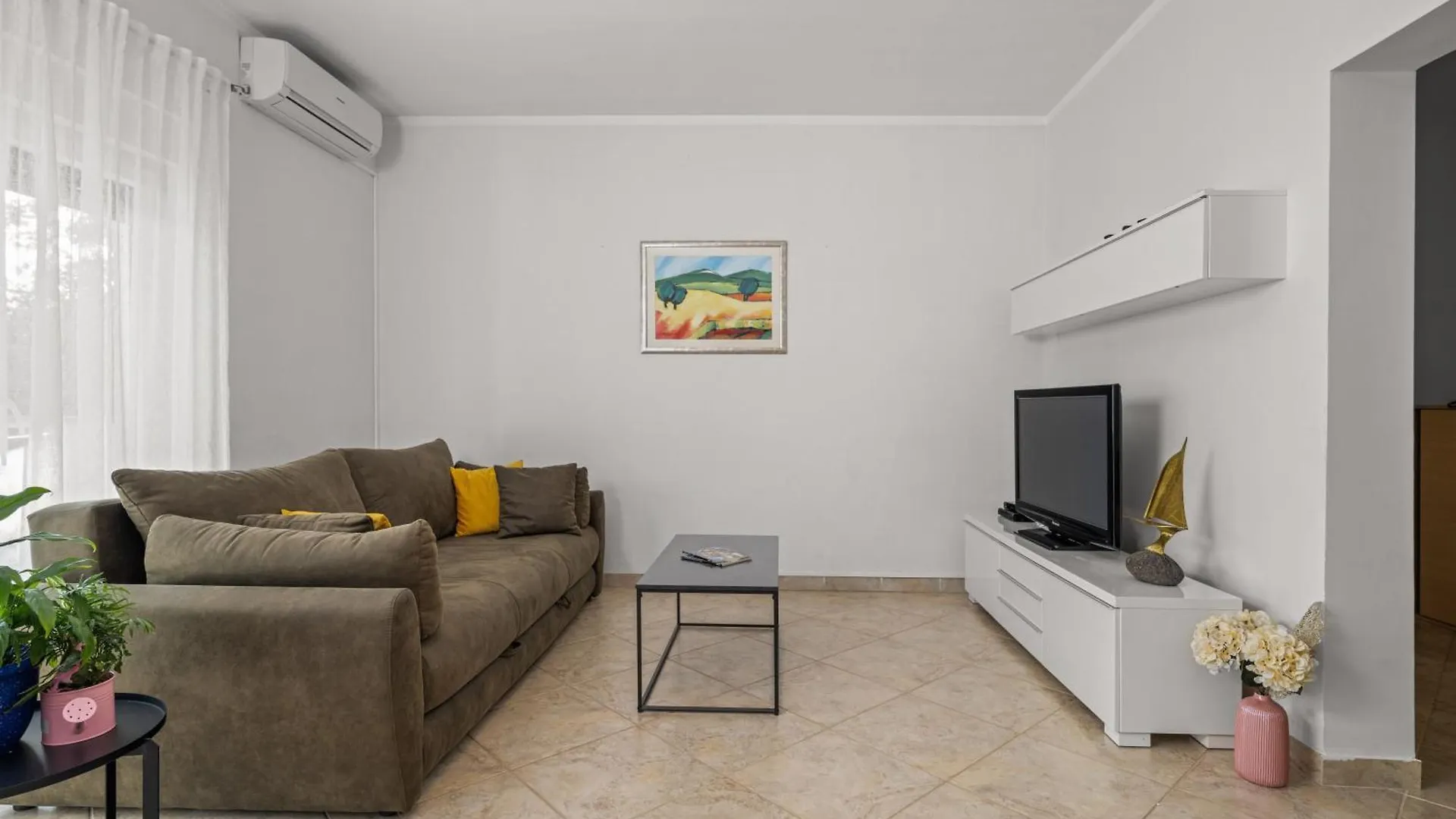 Attraktive Wohnung Mit Privatem Pool Labin